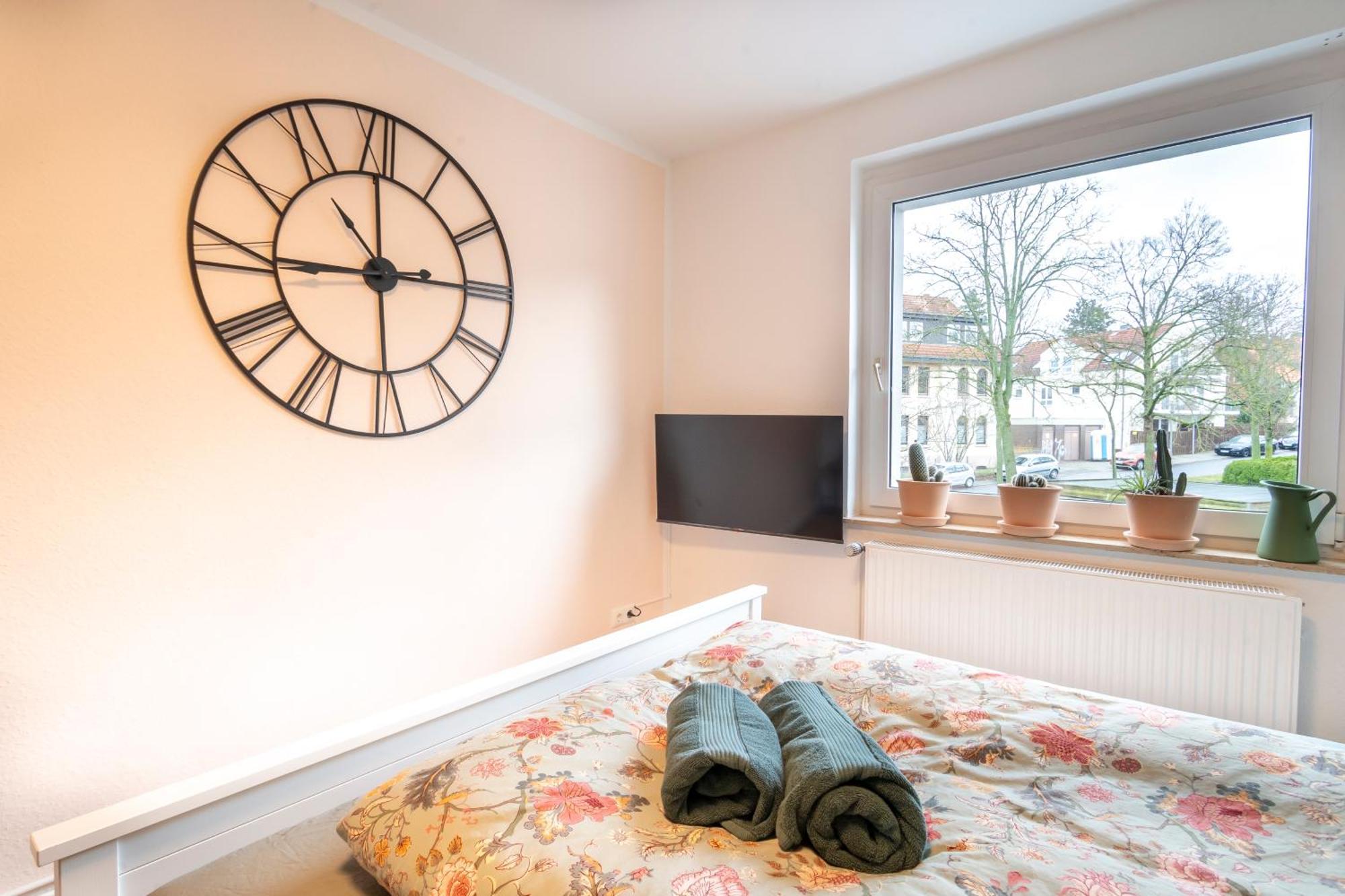 Akram Appartement III - Ruhig, Stadtnah Hildesheim Buitenkant foto