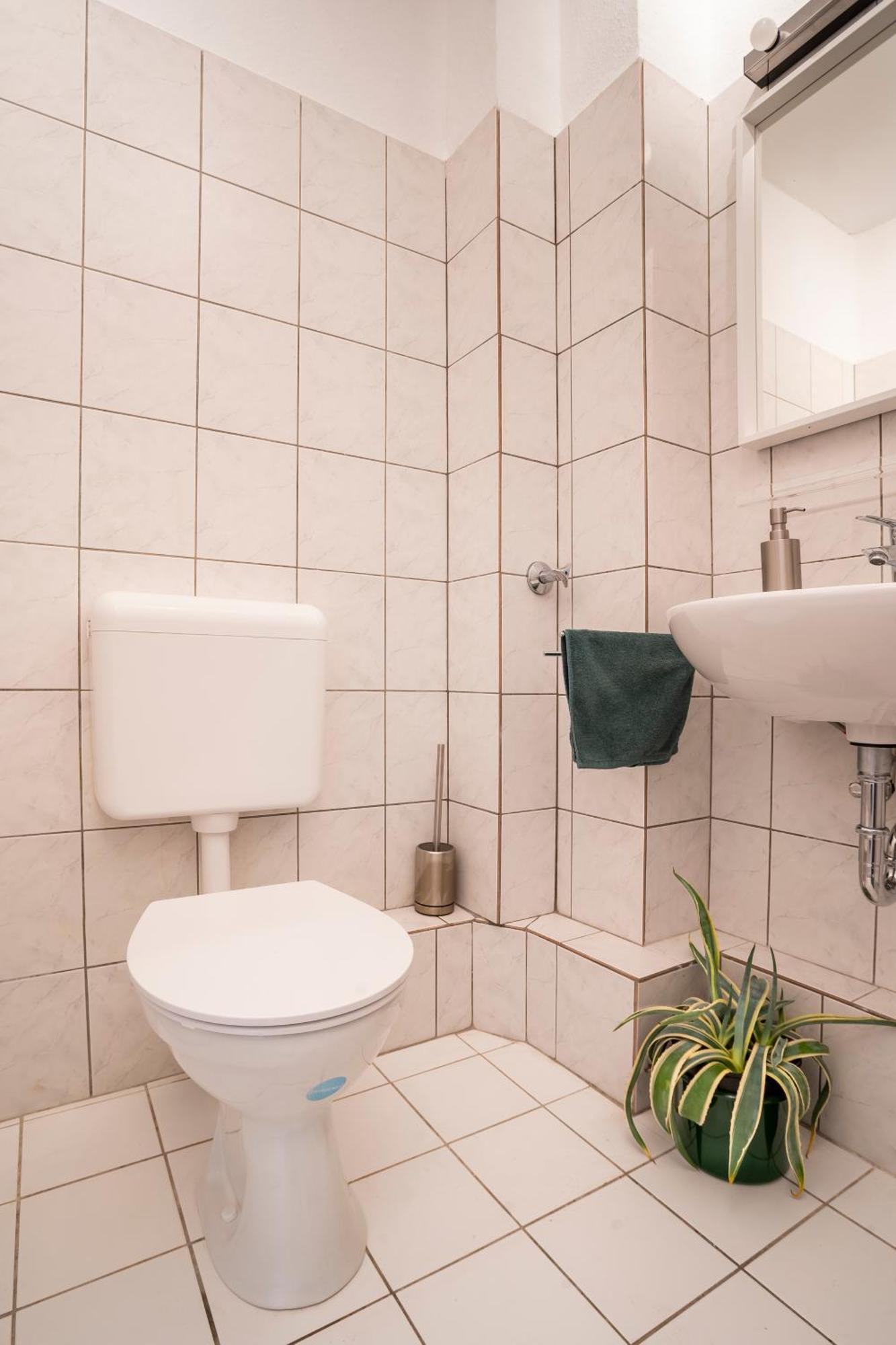 Akram Appartement III - Ruhig, Stadtnah Hildesheim Buitenkant foto
